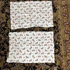 Circo Pink, White, Brown Horse Pattern Full Size Sheet Set